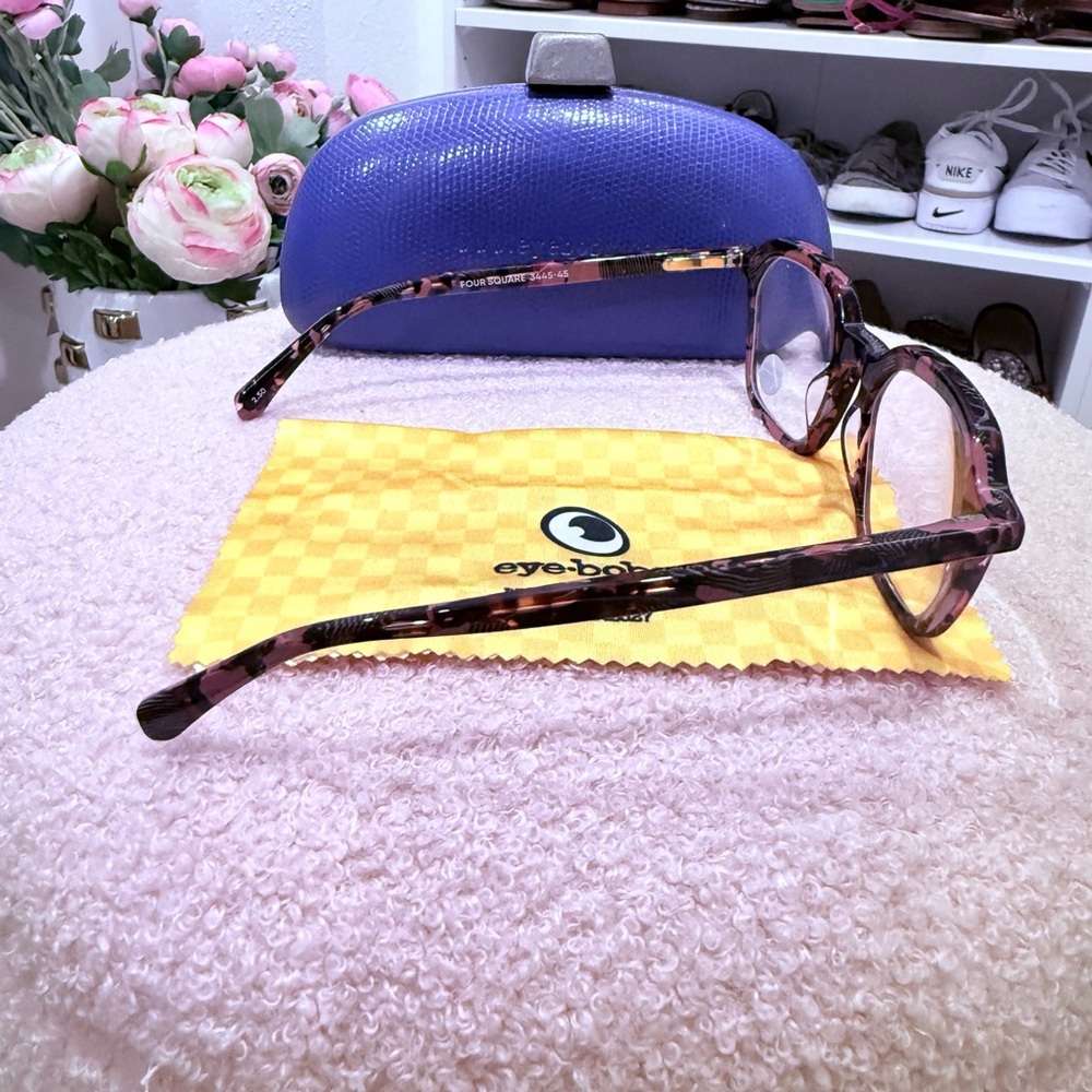 Tortoise Shell Readers with Blue Case EYEBOBS NWT - Picture 3 of 10